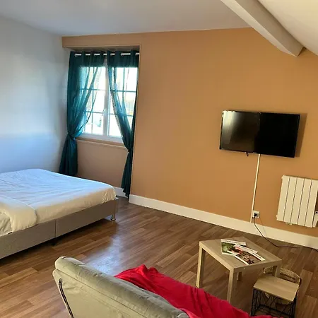 Le Montluspot Apartamento Montluçon
